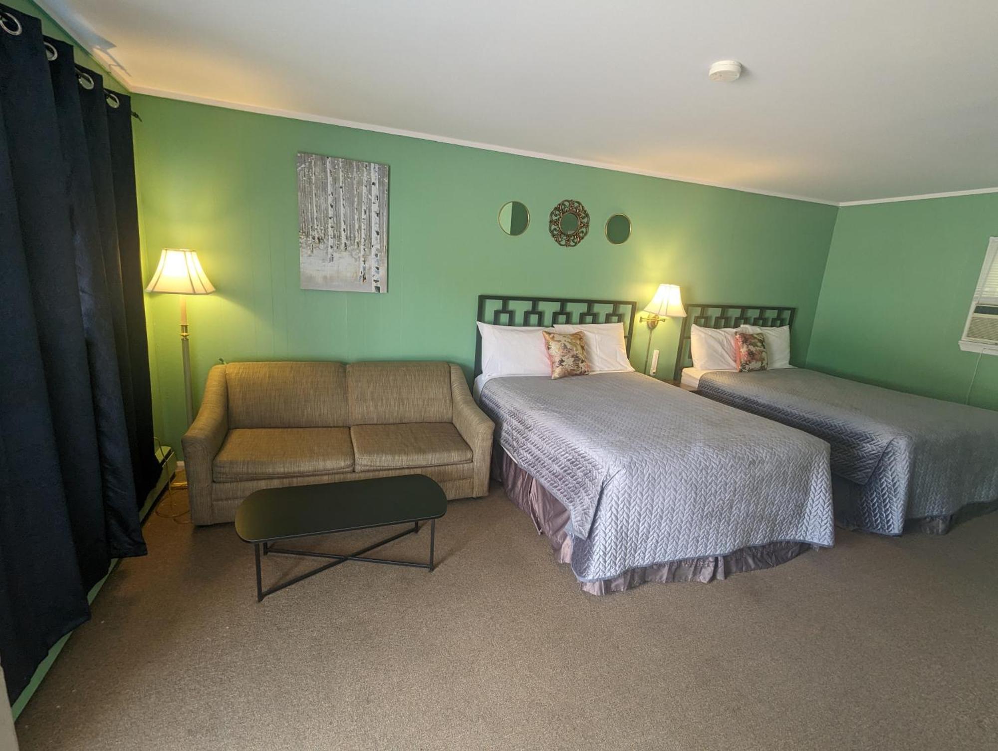 Pinewood Motel Barrys Bay